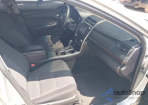 2016 Toyota Camry Le z USA, uszkodzony, nr VIN 4T1BF1FK7GU173891